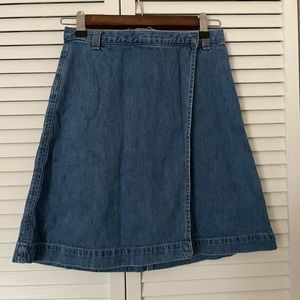 Gap jean skirt